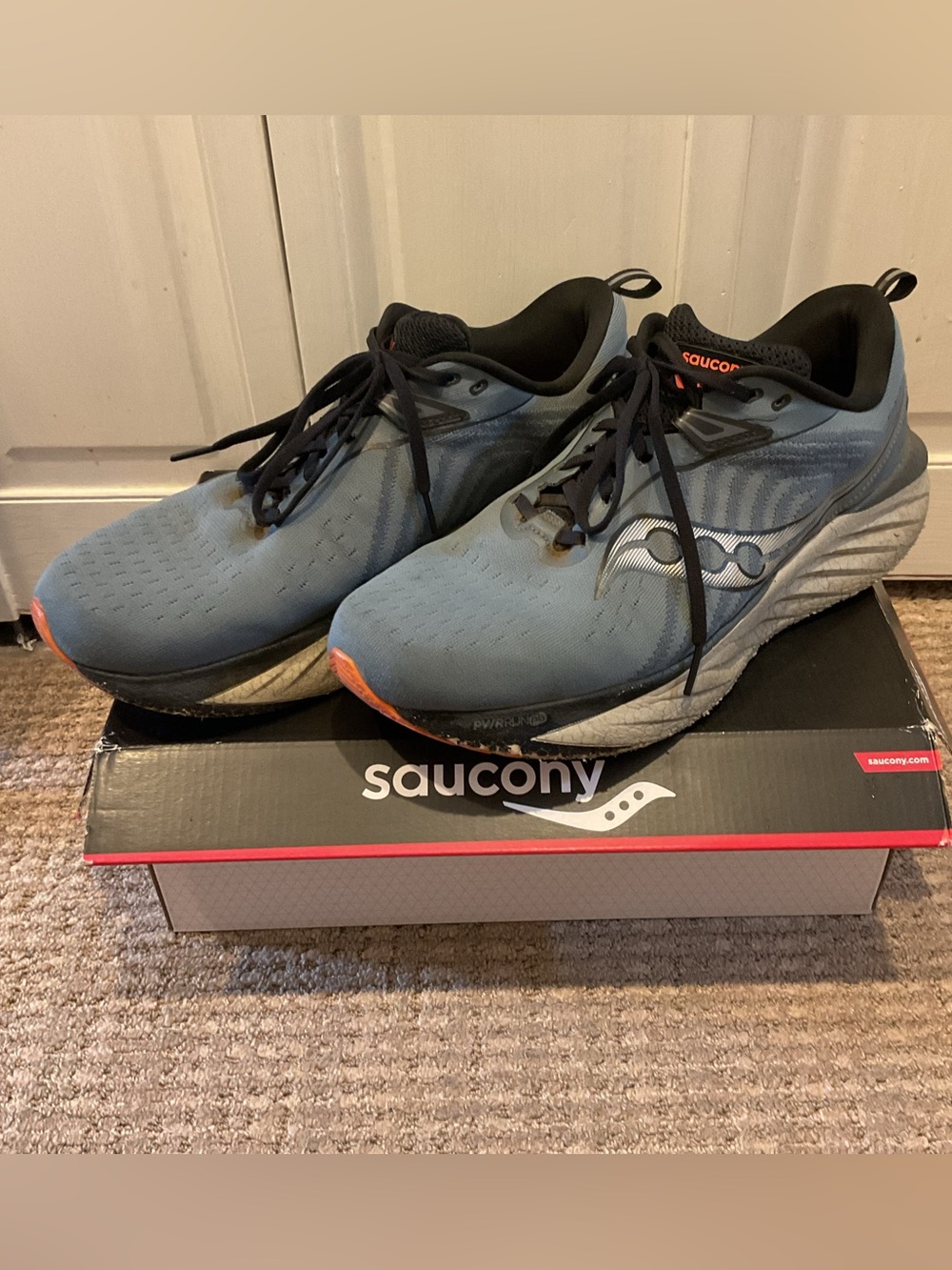 Saucony Men’s triumph 22 mirage/black 13W running sneakers athletic gym